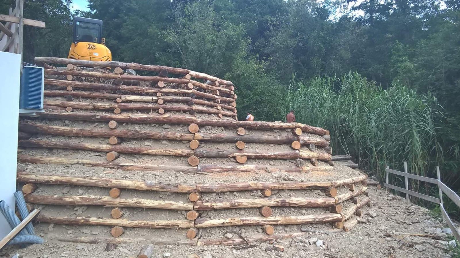 palificata_curva_castagno_ingegneria_naturalistica